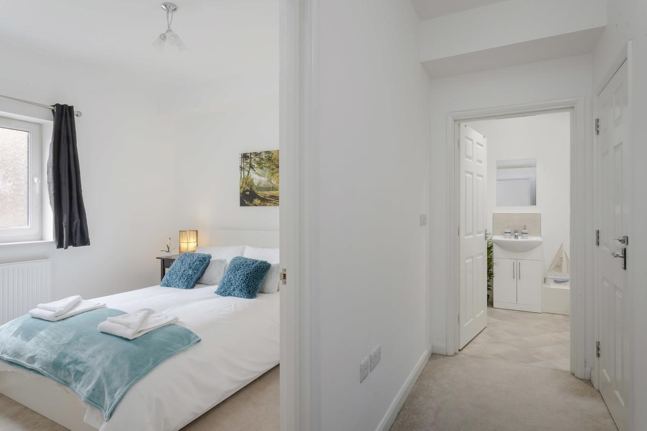1 Bed Apt Sleeps 4 Luton  Exterior foto